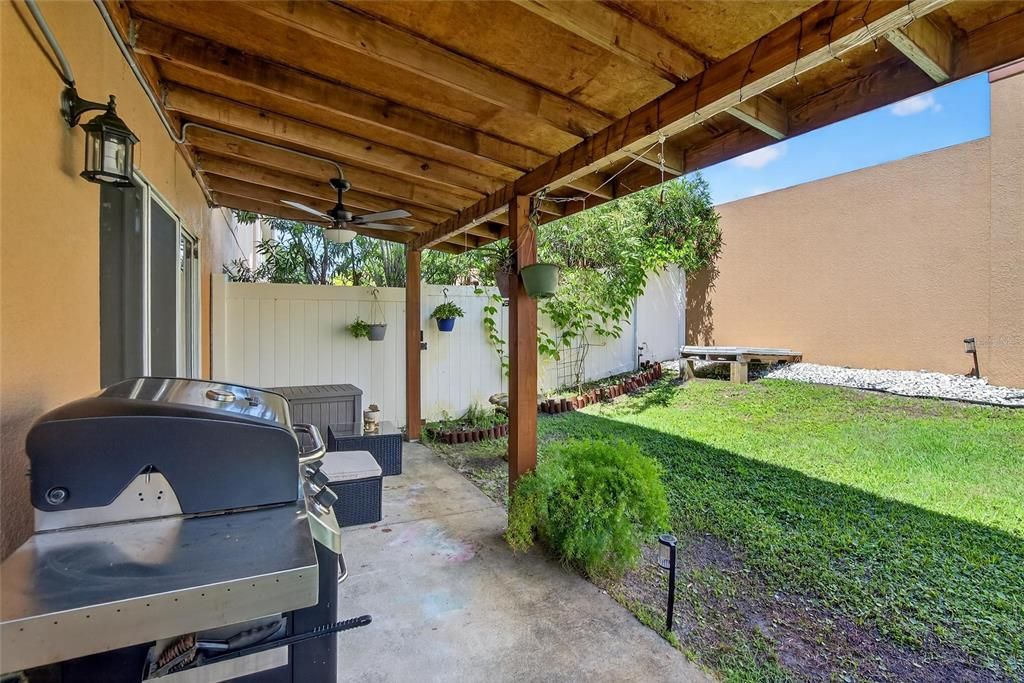 En Venta: $410,000 (3 camas, 2 baños, 1602 Pies cuadrados)