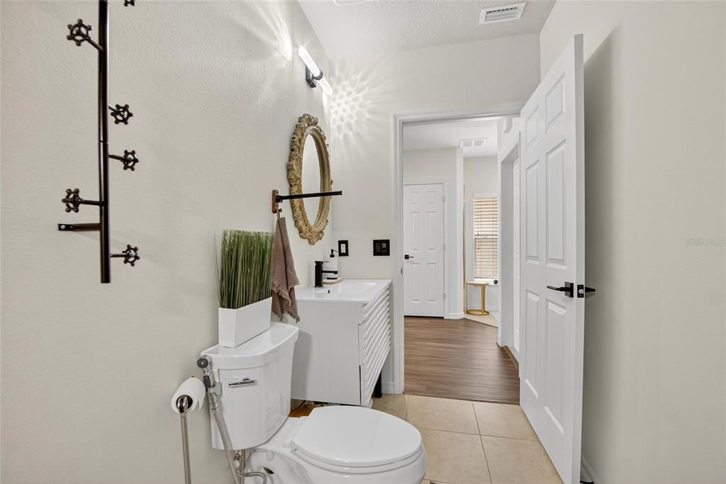 En Venta: $410,000 (3 camas, 2 baños, 1602 Pies cuadrados)