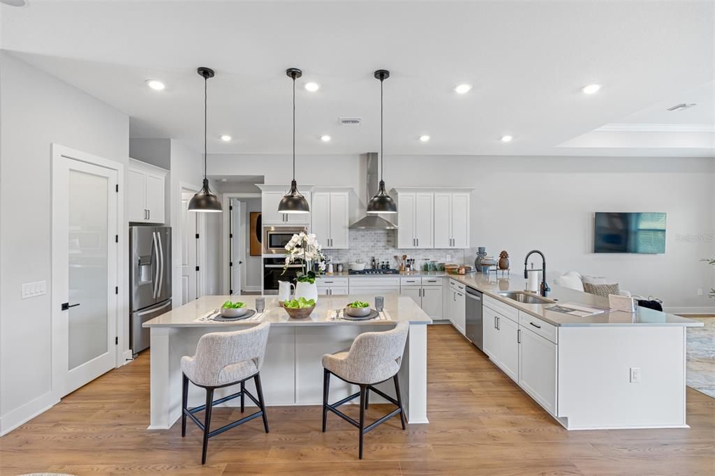 For Sale: $699,900 (4 beds, 3 baths, 3119 Square Feet)