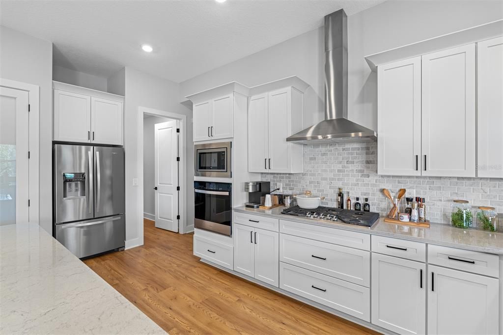 For Sale: $699,900 (4 beds, 3 baths, 3119 Square Feet)