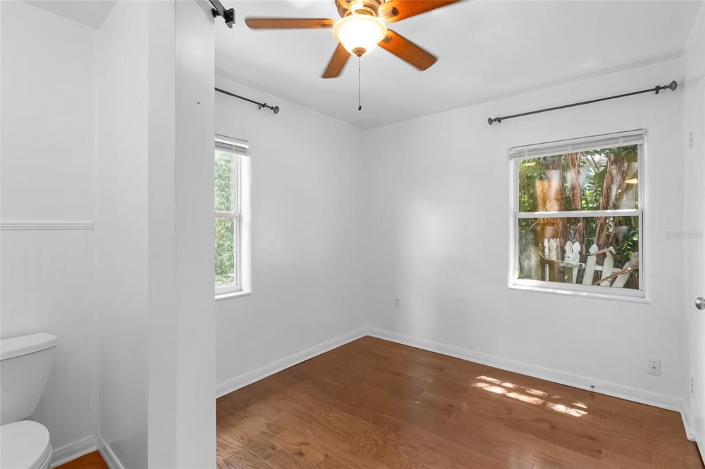 For Sale: $499,900 (4 beds, 2 baths, 1568 Square Feet)