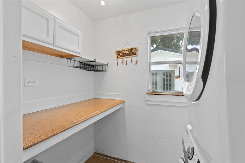 For Sale: $499,900 (4 beds, 2 baths, 1568 Square Feet)