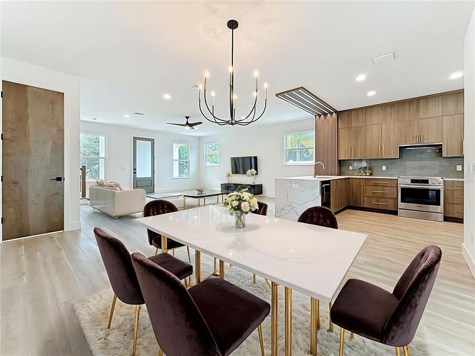 For Sale: $889,000 (3 beds, 2 baths, 1849 Square Feet)