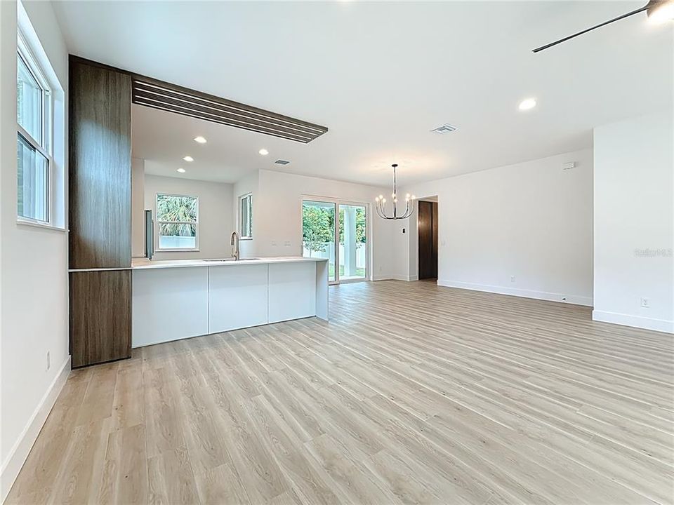 For Sale: $889,000 (3 beds, 2 baths, 1849 Square Feet)