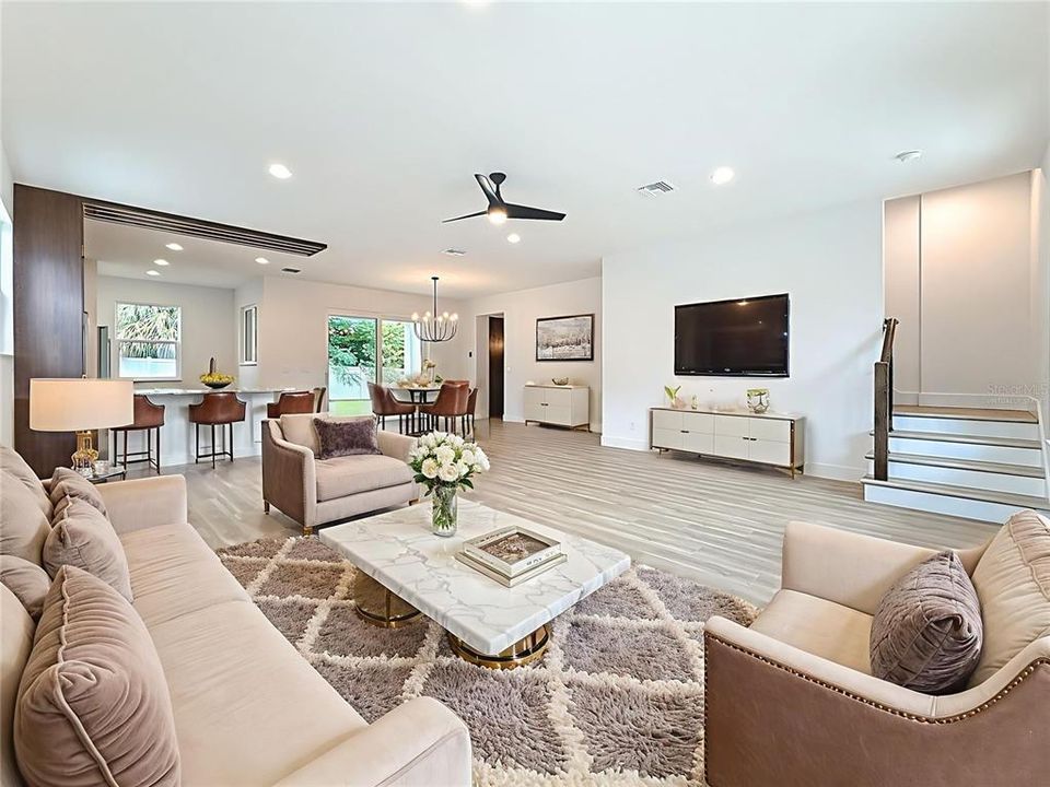 For Sale: $889,000 (3 beds, 2 baths, 1849 Square Feet)