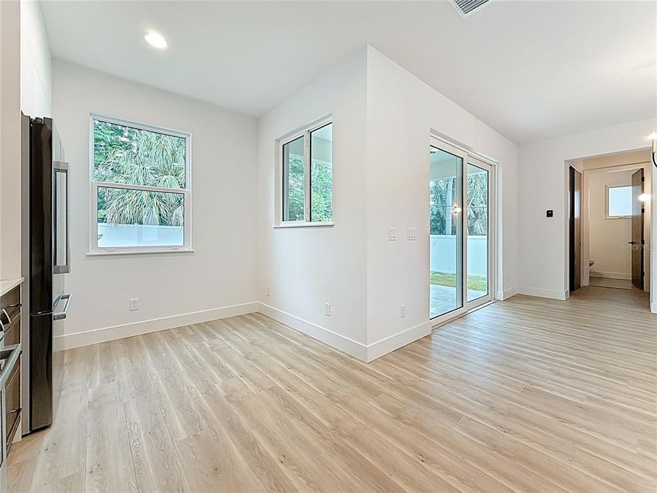 For Sale: $889,000 (3 beds, 2 baths, 1849 Square Feet)