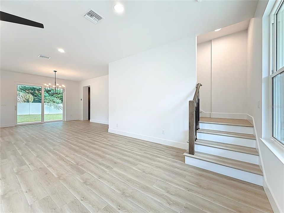 For Sale: $889,000 (3 beds, 2 baths, 1849 Square Feet)