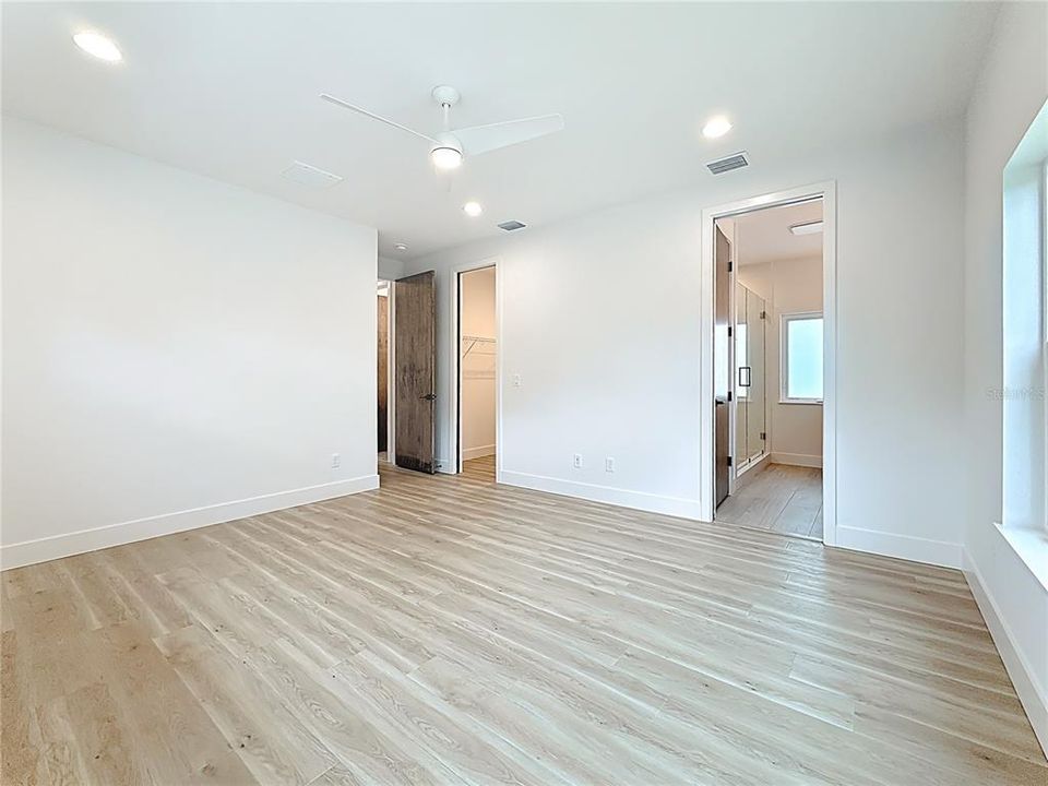 For Sale: $889,000 (3 beds, 2 baths, 1849 Square Feet)