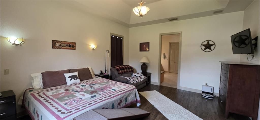 For Sale: $1,480,000 (4 beds, 3 baths, 2779 Square Feet)