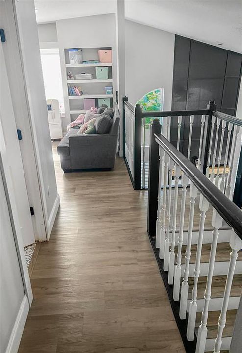 Под контрактом: $3,000 (3 спален, 2 ванн, 2120 Квадратных фут)