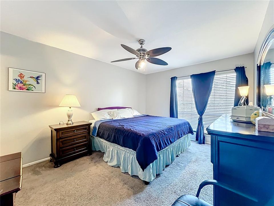 For Sale: $169,900 (3 beds, 2 baths, 1078 Square Feet)