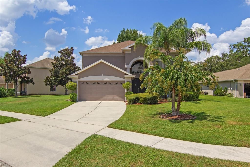 Active With Contract: $3,200 (5 beds, 3 baths, 2795 Square Feet)