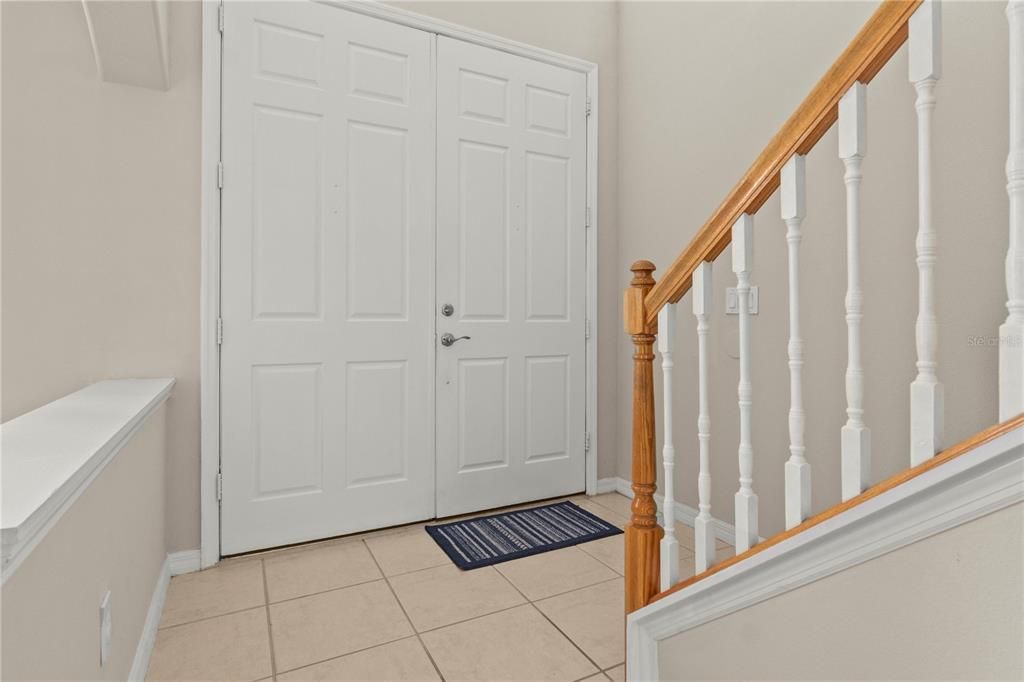 Active With Contract: $3,200 (5 beds, 3 baths, 2795 Square Feet)