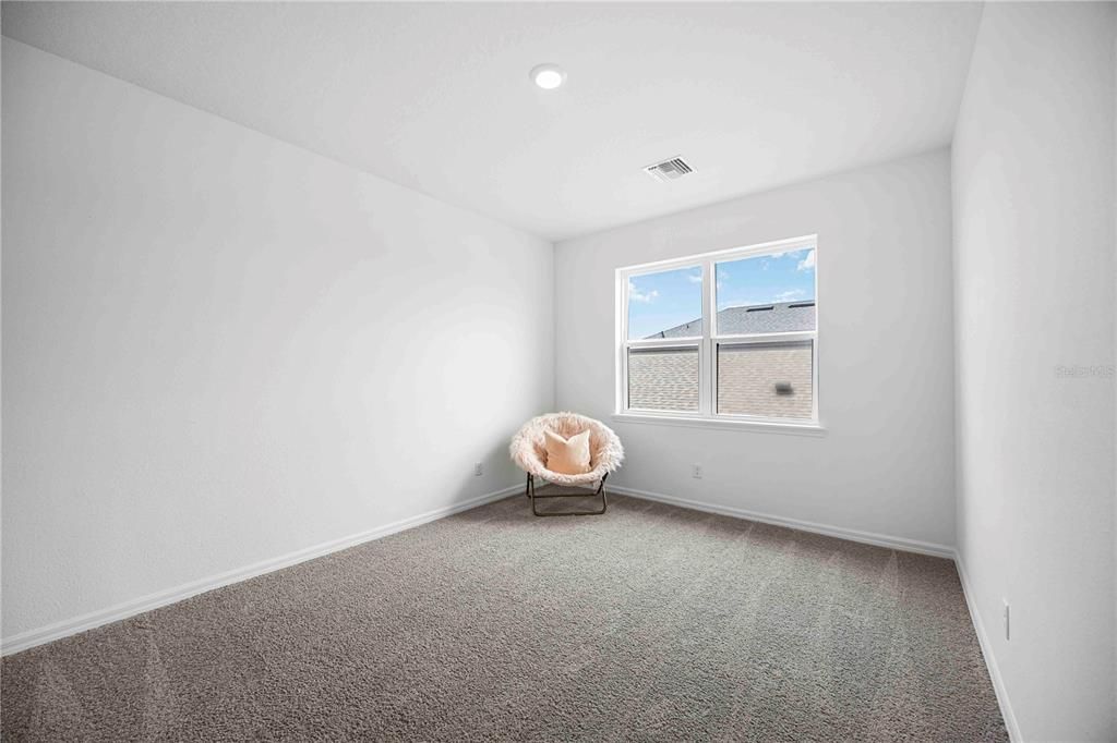 Active With Contract: $610,000 (4 beds, 3 baths, 2931 Square Feet)