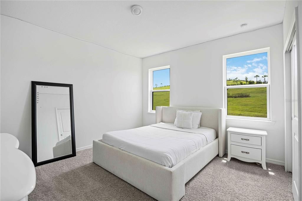 Active With Contract: $610,000 (4 beds, 3 baths, 2931 Square Feet)