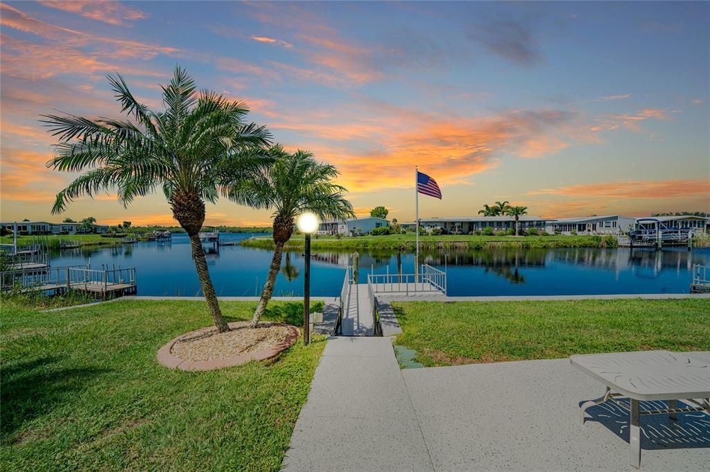 Activo con contrato: $89,000 (2 camas, 2 baños, 1013 Pies cuadrados)