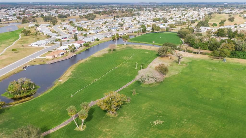 На продажу: $199,999 (2 спален, 2 ванн, 1579 Квадратных фут)