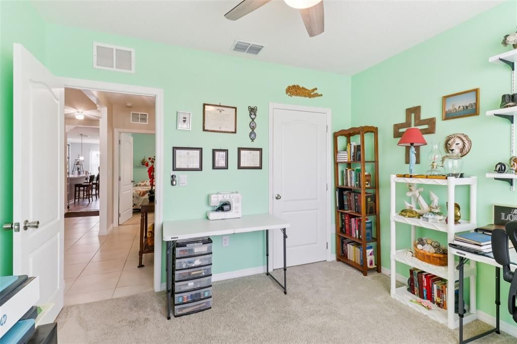 For Sale: $357,900 (3 beds, 2 baths, 1672 Square Feet)