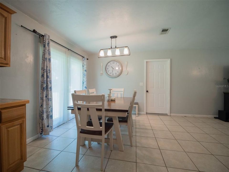 En Venta: $262,900 (3 camas, 2 baños, 1528 Pies cuadrados)