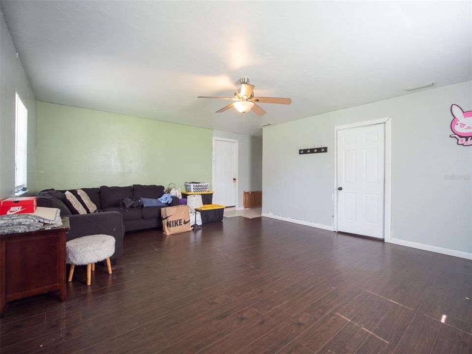 En Venta: $262,900 (3 camas, 2 baños, 1528 Pies cuadrados)