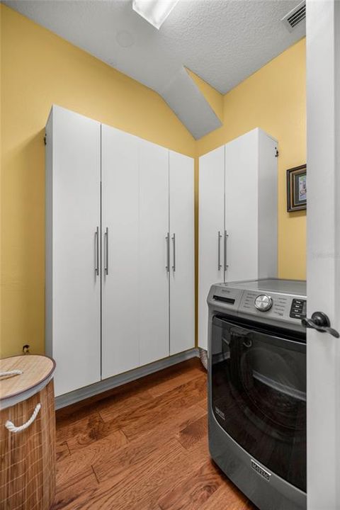 待售: $745,000 (4 贝兹, 4 浴室, 3562 平方英尺)