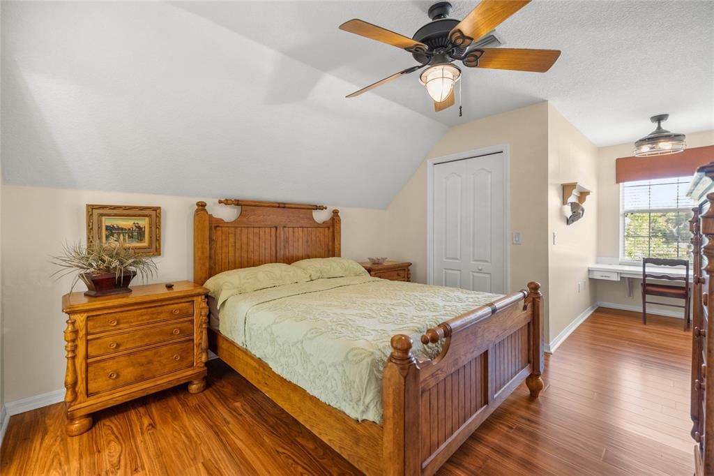 待售: $745,000 (4 贝兹, 4 浴室, 3562 平方英尺)