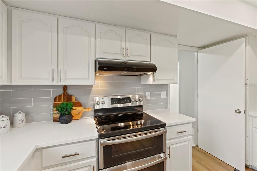 For Sale: $774,900 (4 beds, 3 baths, 1819 Square Feet)