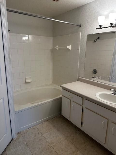 For Rent: $1,650 (2 beds, 2 baths, 1044 Square Feet)