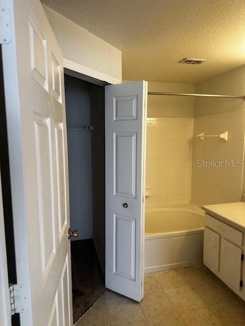 For Rent: $1,650 (2 beds, 2 baths, 1044 Square Feet)