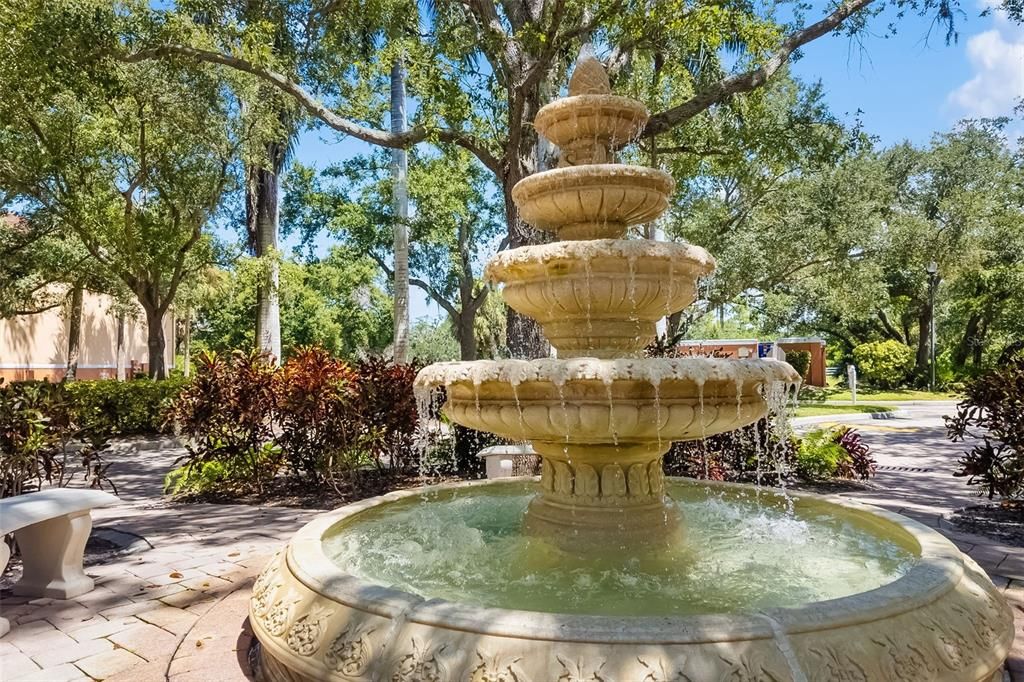 For Sale: $165,000 (1 beds, 1 baths, 759 Square Feet)