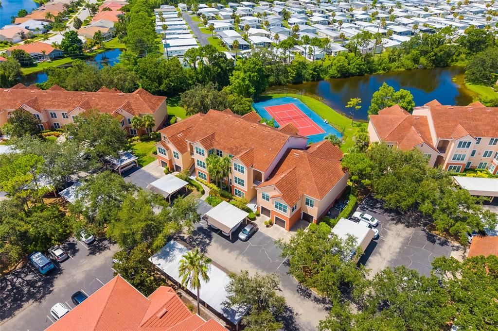 For Sale: $165,000 (1 beds, 1 baths, 759 Square Feet)