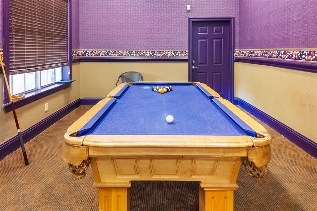 For Sale: $165,000 (1 beds, 1 baths, 759 Square Feet)