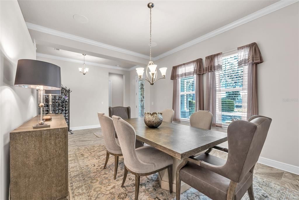 For Sale: $649,000 (2 beds, 2 baths, 2670 Square Feet)