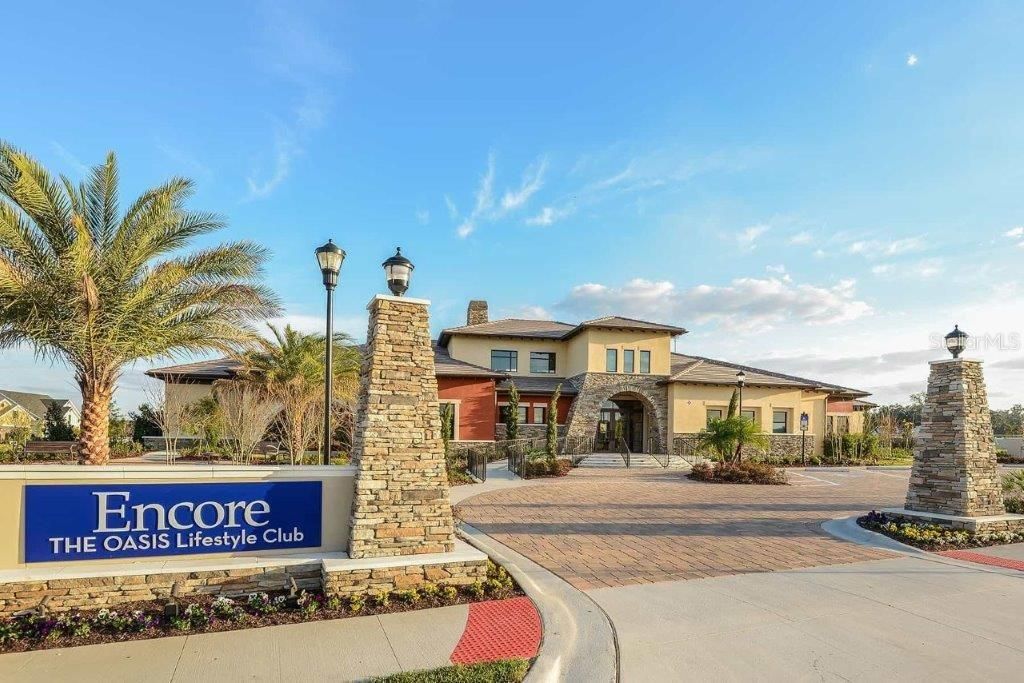 For Sale: $649,000 (2 beds, 2 baths, 2670 Square Feet)