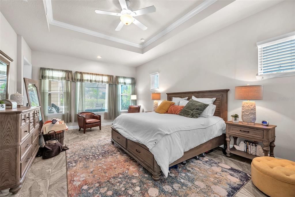 For Sale: $649,000 (2 beds, 2 baths, 2670 Square Feet)