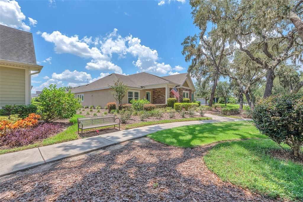 For Sale: $649,000 (2 beds, 2 baths, 2670 Square Feet)