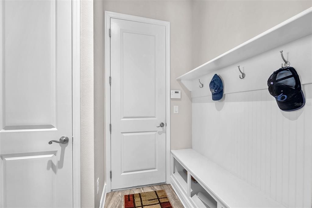 For Sale: $649,000 (2 beds, 2 baths, 2670 Square Feet)