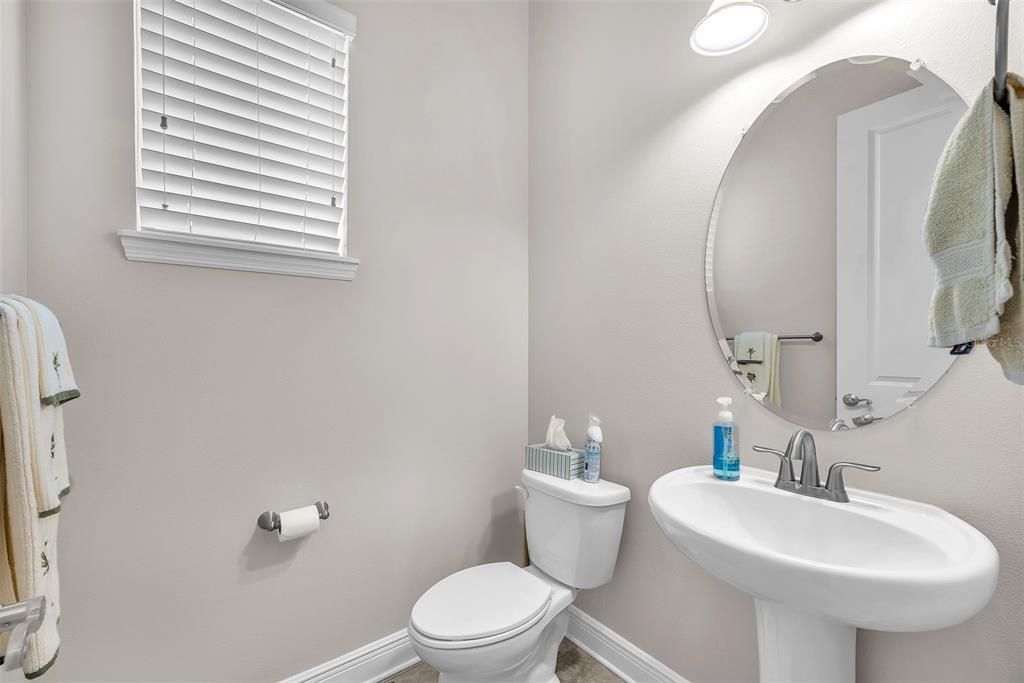 For Sale: $649,000 (2 beds, 2 baths, 2670 Square Feet)