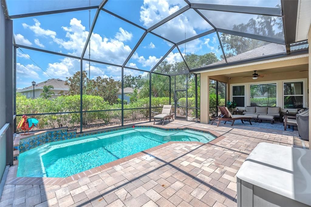 For Sale: $649,000 (2 beds, 2 baths, 2670 Square Feet)