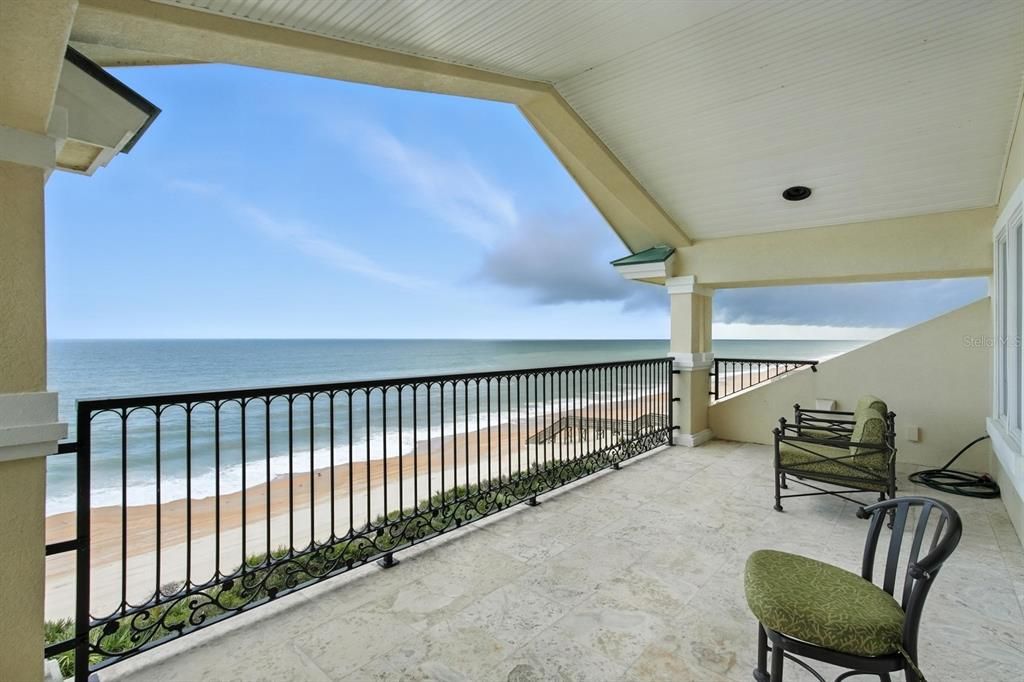 For Sale: $4,950,000 (4 beds, 6 baths, 7682 Square Feet)