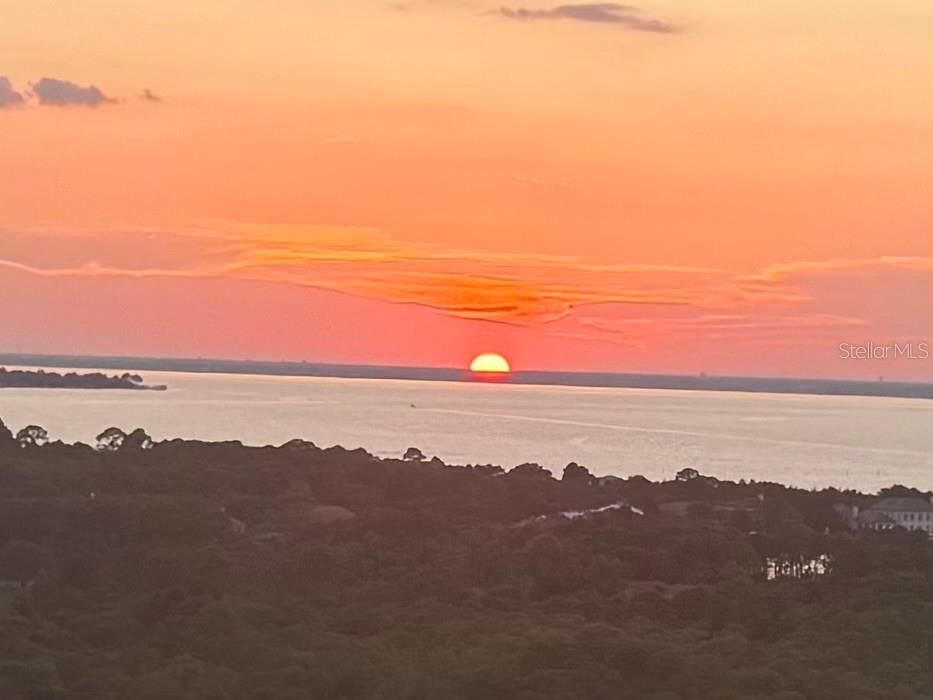 For Sale: $4,500,000 (4 beds, 6 baths, 7682 Square Feet)