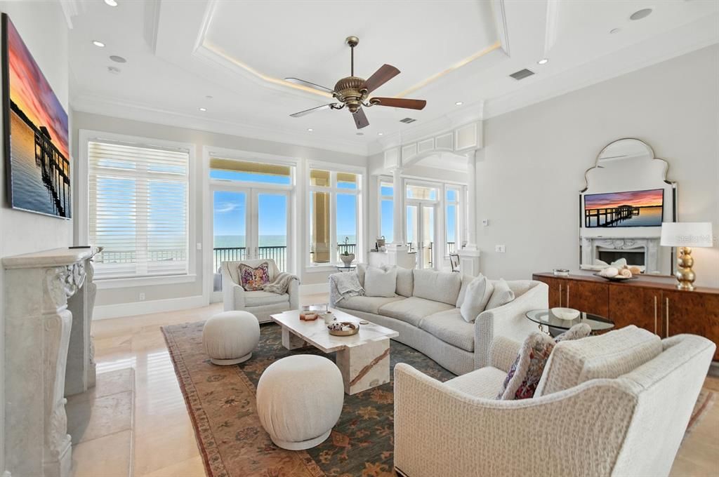 For Sale: $4,950,000 (4 beds, 6 baths, 7682 Square Feet)