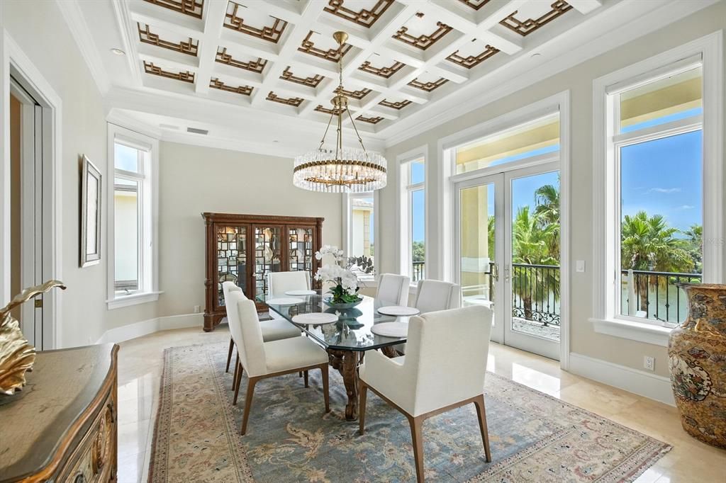 For Sale: $4,950,000 (4 beds, 6 baths, 7682 Square Feet)