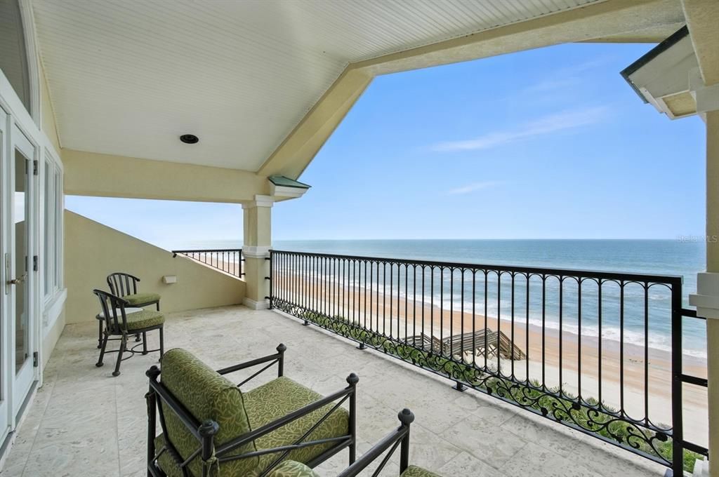 For Sale: $4,950,000 (4 beds, 6 baths, 7682 Square Feet)