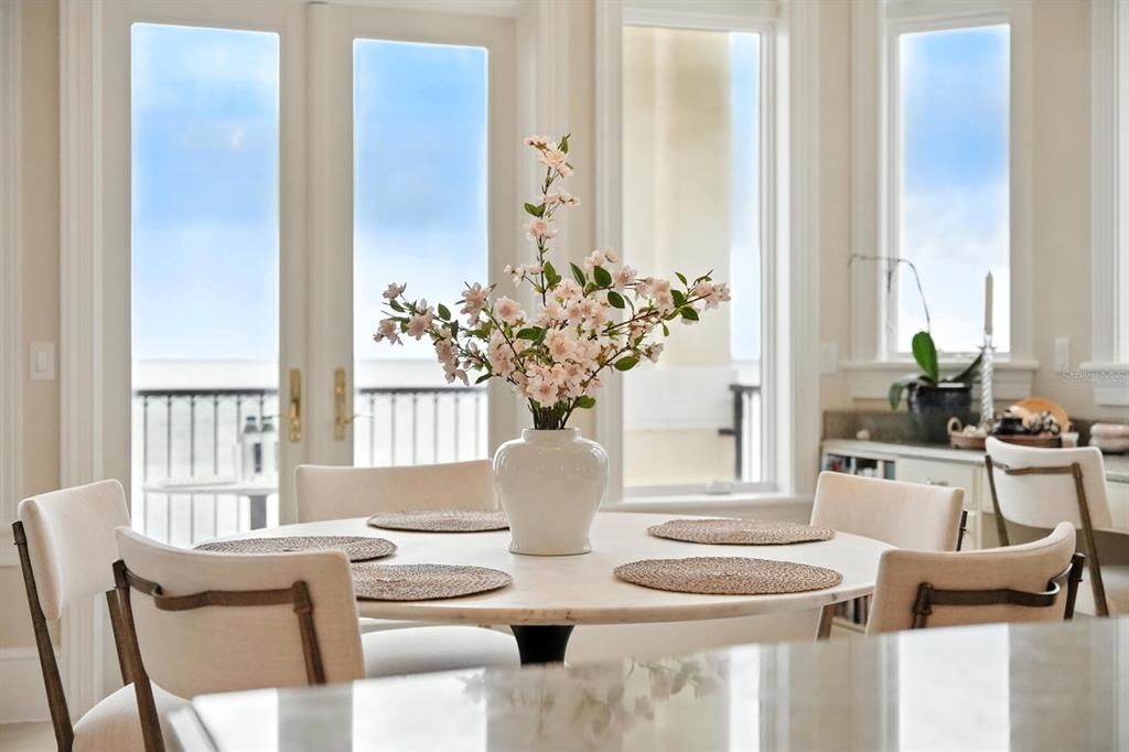 For Sale: $4,950,000 (4 beds, 6 baths, 7682 Square Feet)