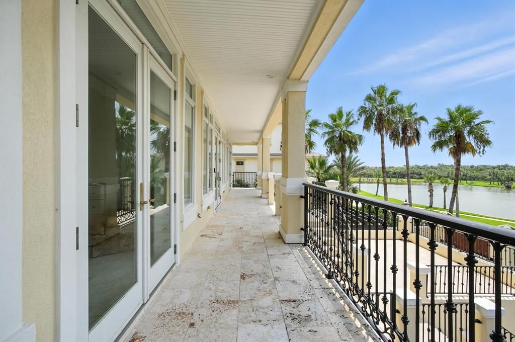 For Sale: $4,950,000 (4 beds, 6 baths, 7682 Square Feet)