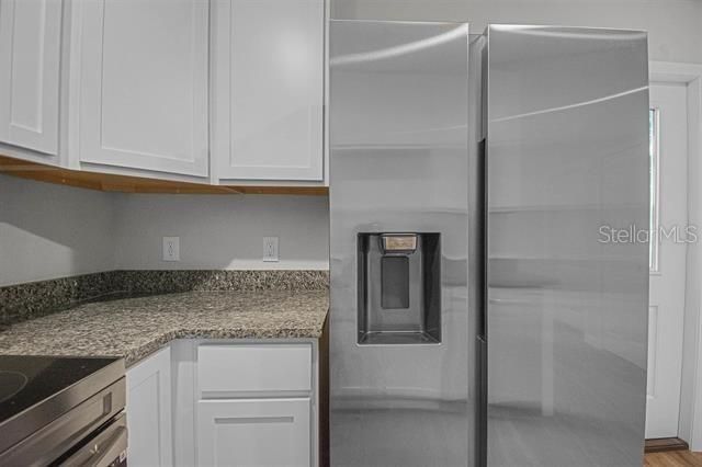 На продажу: $329,900 (3 спален, 2 ванн, 1381 Квадратных фут)