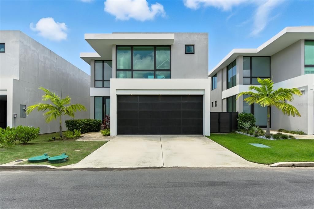 Недавно продано: $1,200,000 (3 спален, 3 ванн, 2984 Квадратных фут)