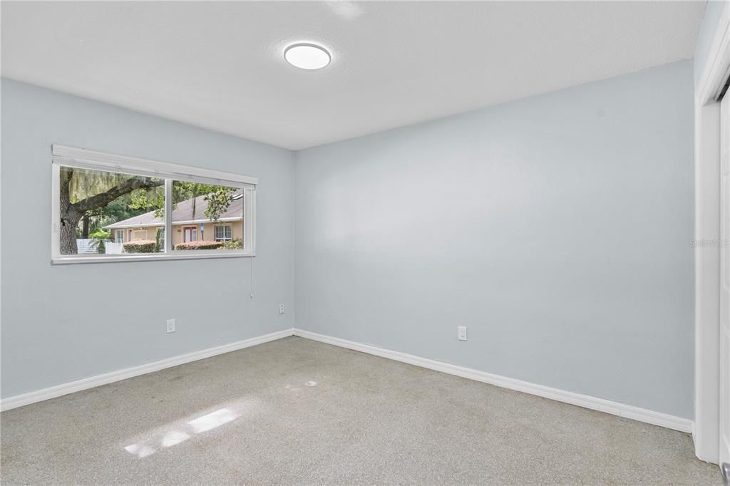 出租: $1,450 (2 贝兹, 1 浴室, 772 平方英尺)