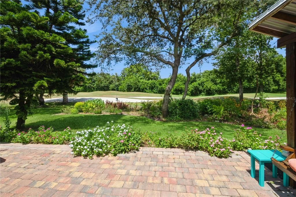 合同活跃: $499,900 (4 贝兹, 3 浴室, 2570 平方英尺)